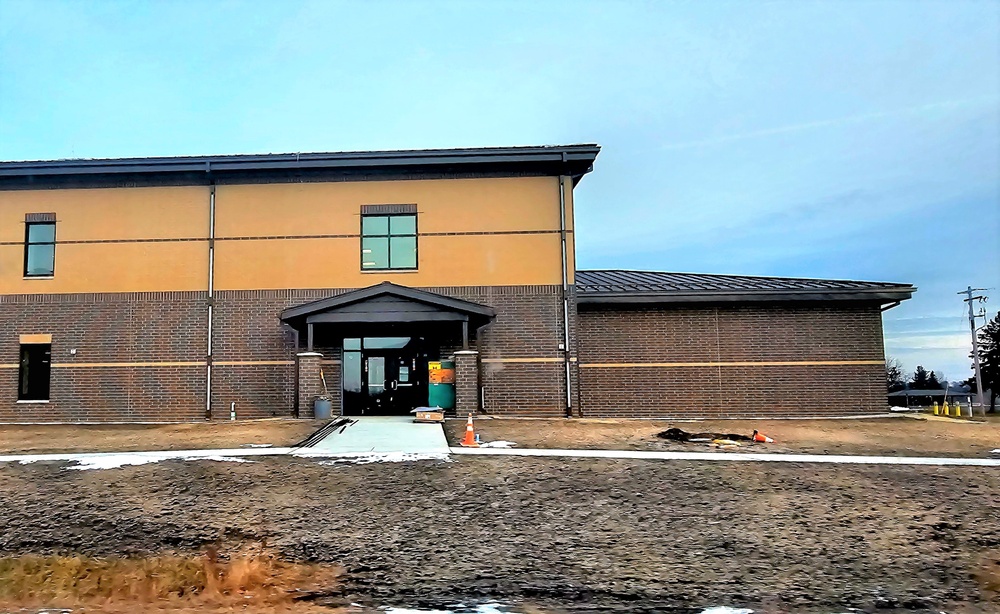 Fort McCoy’s brigade headquarters construction project now 94 percent complete as Christmas 2023 draws near; work continues