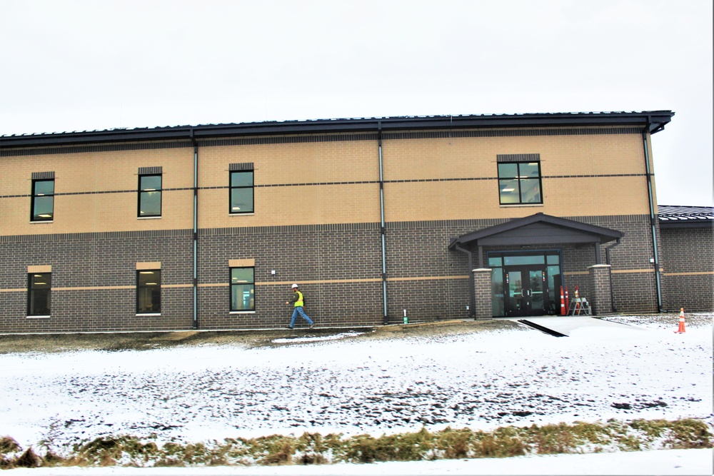 Fort McCoy’s brigade headquarters construction project now 94 percent complete as Christmas 2023 draws near; work continues