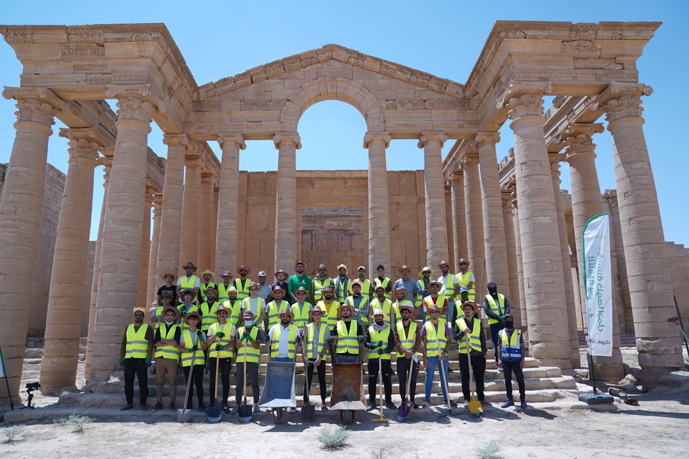 Passionate young men and women from Nasiriyah, Mosul, Diwaniyah, and Basra are working together for a common cause in the Our Heritage Our Identity campaign launched by the USAID-funded Ta’afi program.
