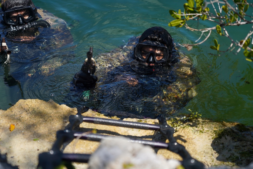 Diver Requal Photos