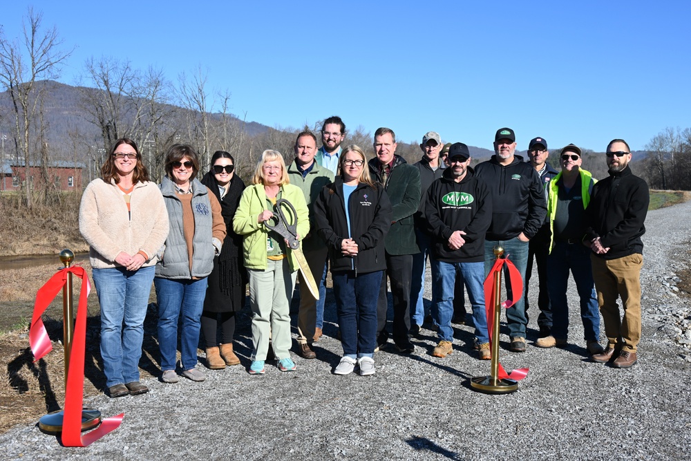 USACE and Middlesboro celebrate completion of levee channel clearing