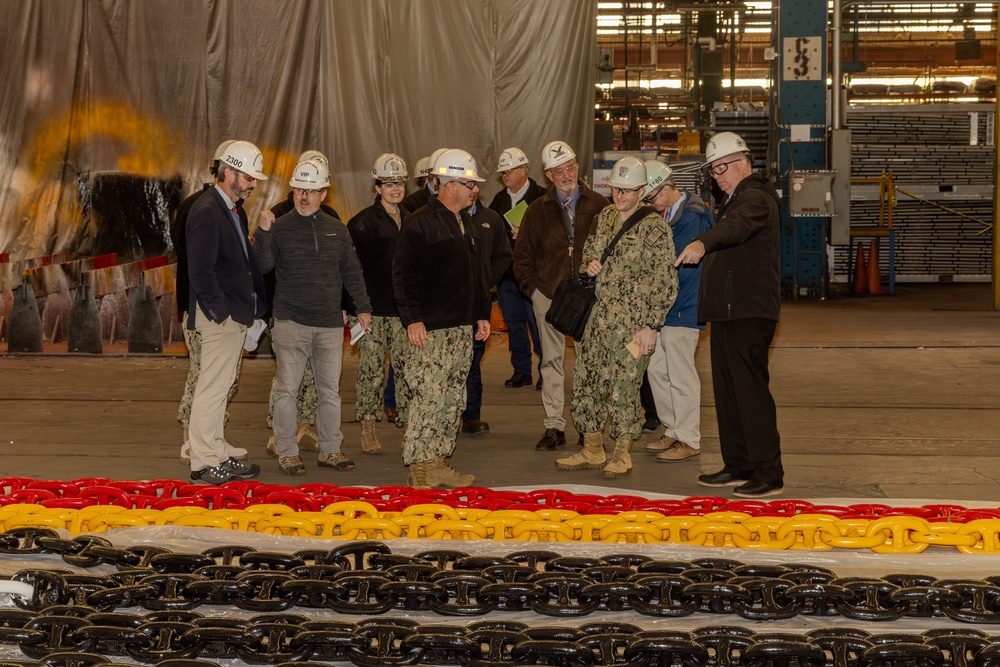 Vice Adm. Jim Kilby, commander, Task Force 80 and deputy commander, U.S. Fleet Forces visits Norfolk Naval Shipyard