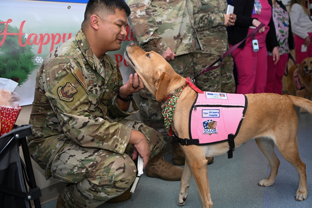 MacDill Visits Children's Hospital