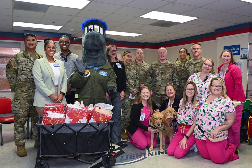 MacDill Visits Children's Hospital