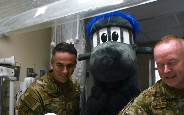 MacDill Visits Children's Hospital