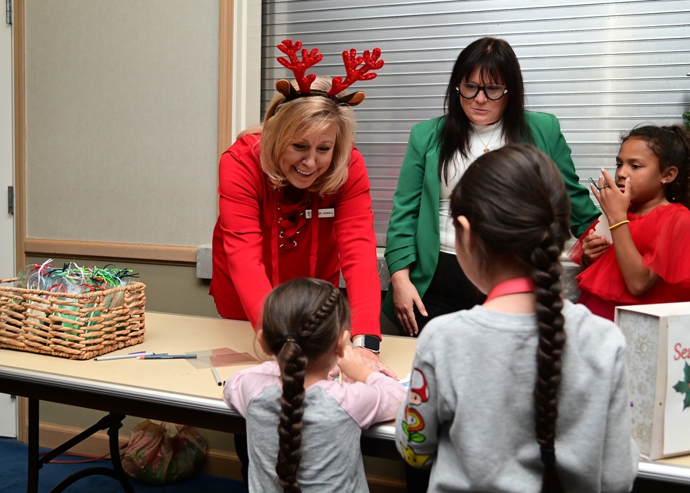 Annual Santa's Workshop for EFMP, Deployed and Remote Families