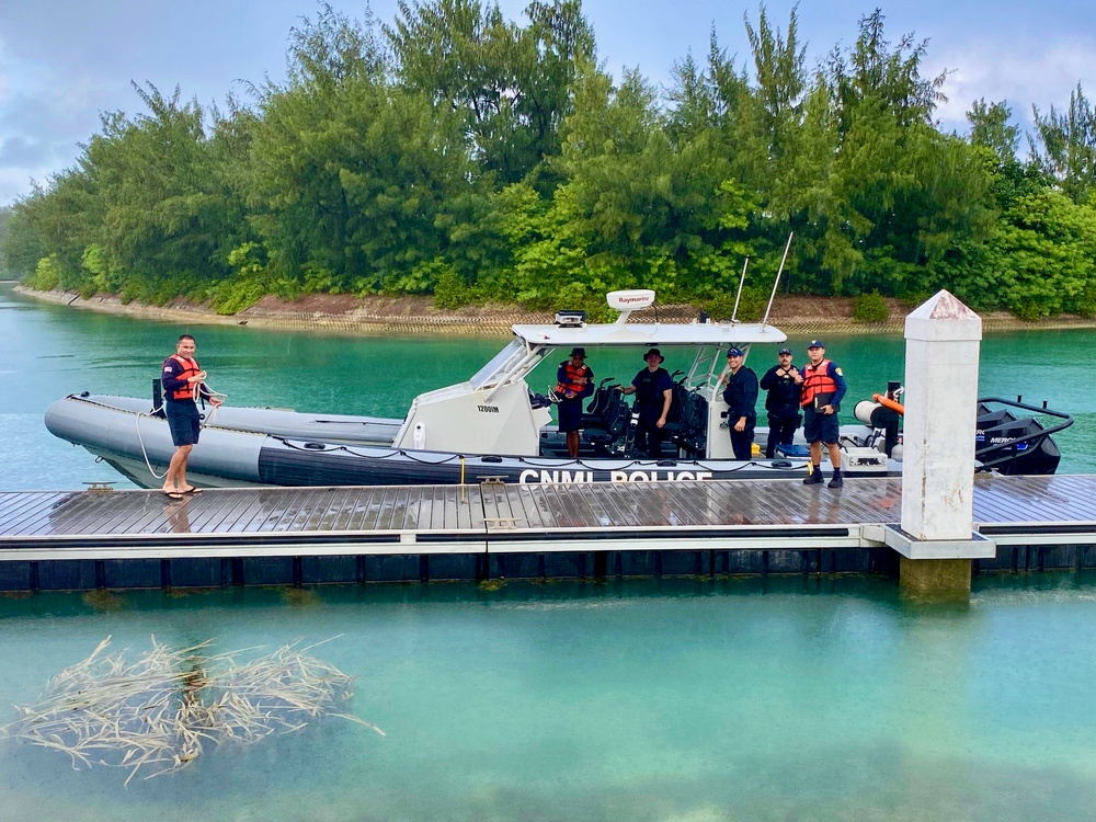 DVIDS - Images - MSST Los Angeles/Long Beach partners with CNMI Department  of Public Safety Boating Safety [Image 4 of 6]