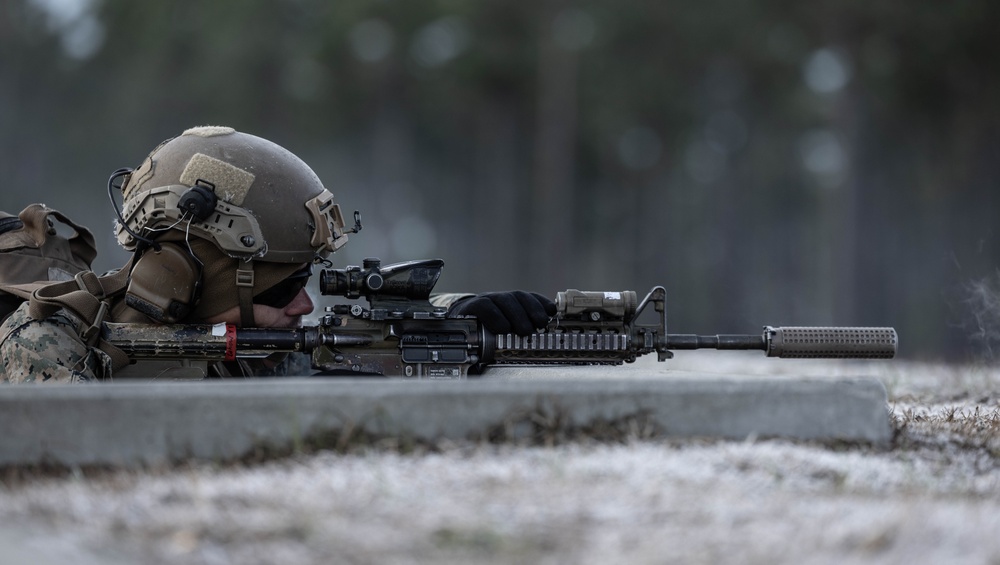 3-2 Marines Conduct Live Fire