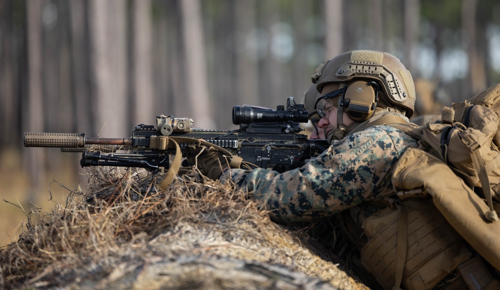 3-2 Marines Conduct Live Fire
