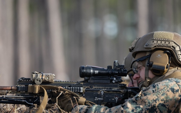 3-2 Marines Conduct Live Fire