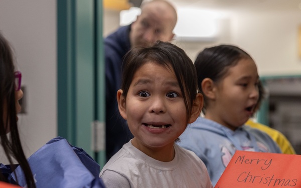 Alaska Marines deliver toys to children in remote locations