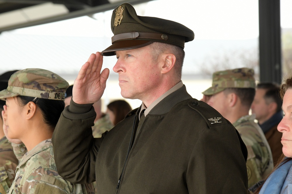 Headquarters &amp; Headquarters Detachment, 307th MI Battalion Change of Command Ceremony