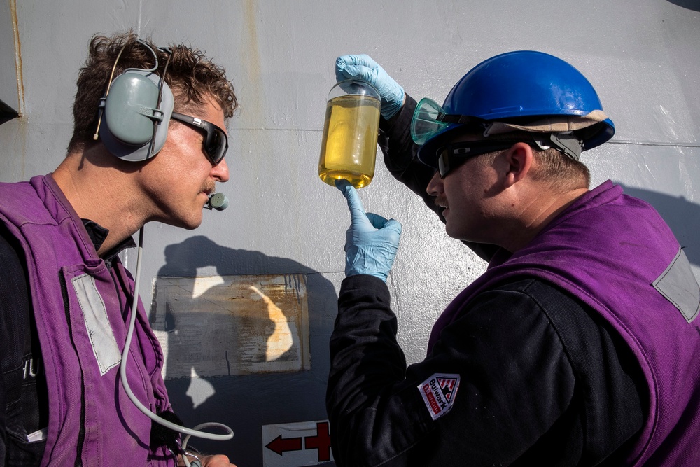 Sterett Conducts Fueling-At-Sea with USNS Yukon
