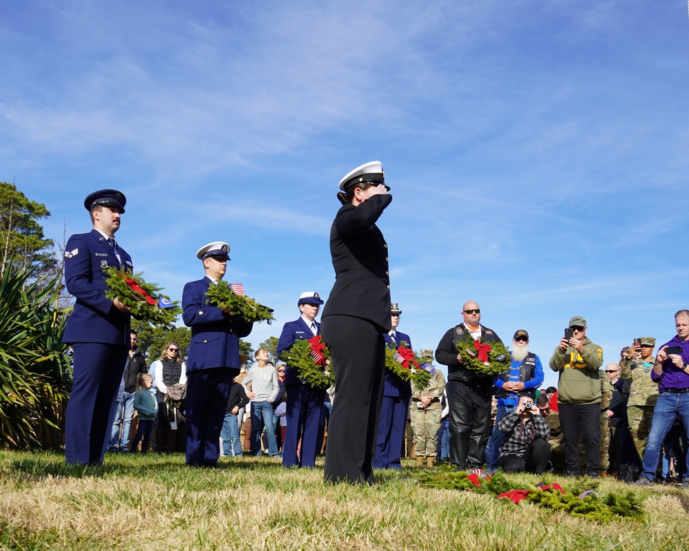 NWS Yorktown participates in Wreaths Across America event at Yorktown National Cemetery