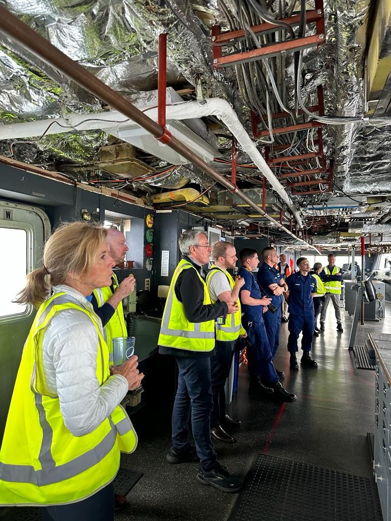 U.S. Ambassador for Australia visits Coast Guard Cutter Polar Star (WAGB 10)