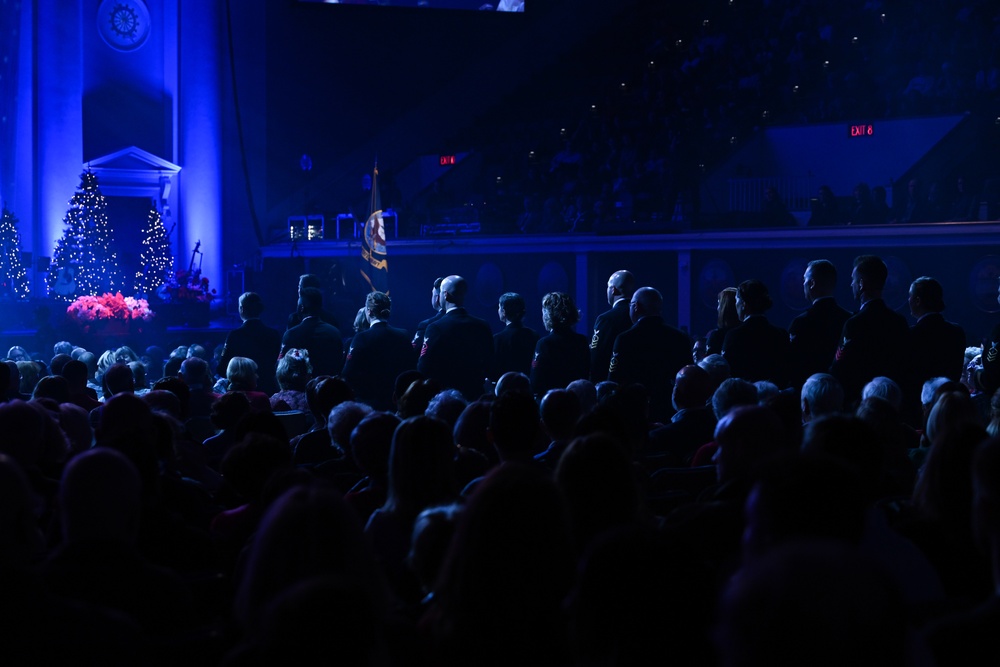 U.S. Navy Band hosts holiday concerts at Constitution Hall