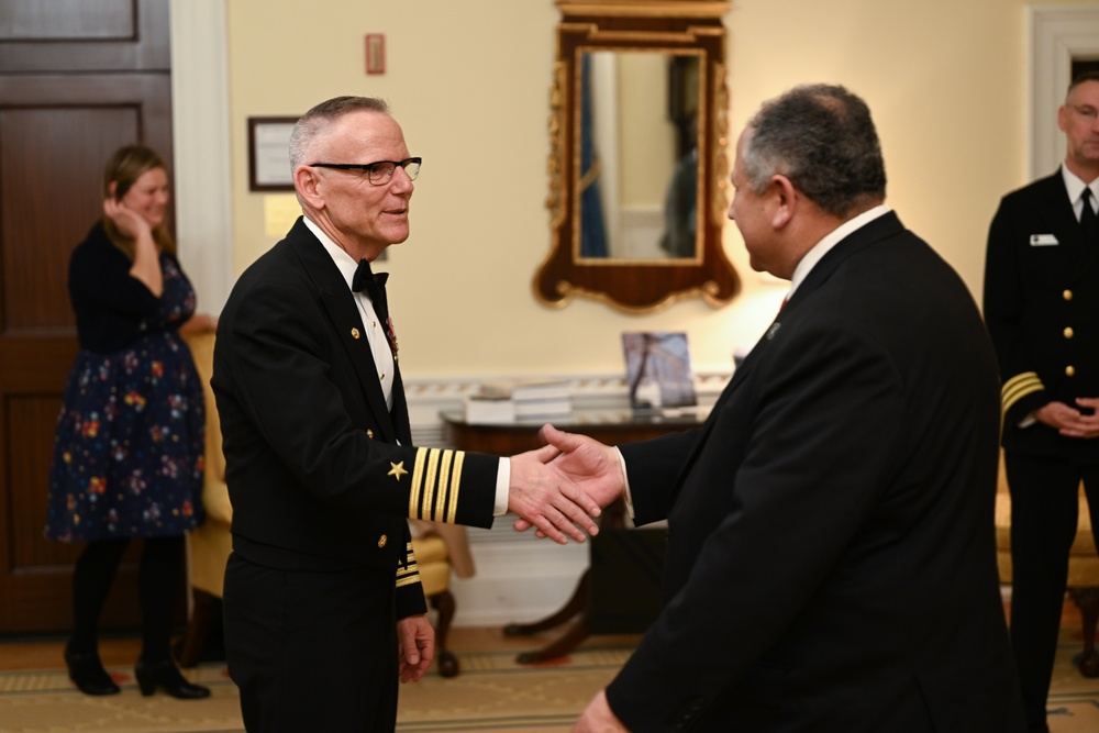 U.S. Navy Band hosts holiday concerts at Constitution Hall