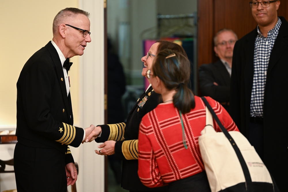 U.S. Navy Band hosts holiday concerts at Constitution Hall