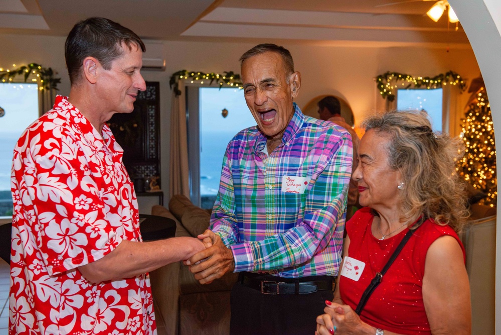 CJRM Hosts Annual Nimitz House Holiday Party