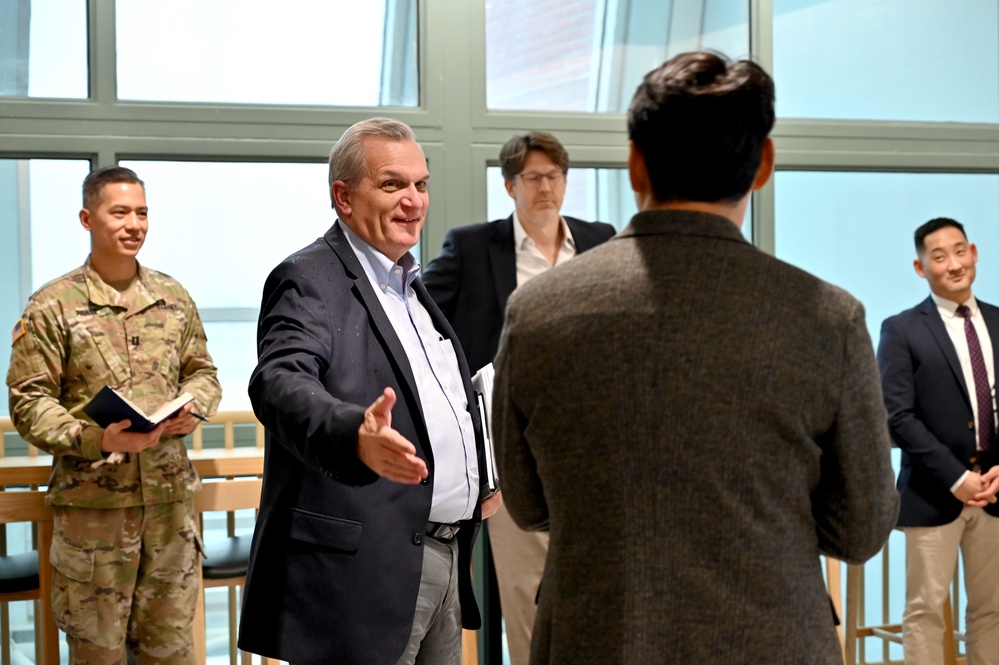 DASD visits Humphreys, observes new maintenance system