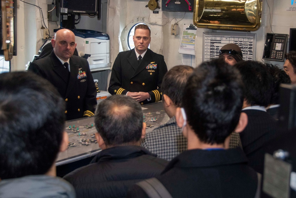 USS Ronald Reagan (CVN 76) hosts tour for distinguished visitors