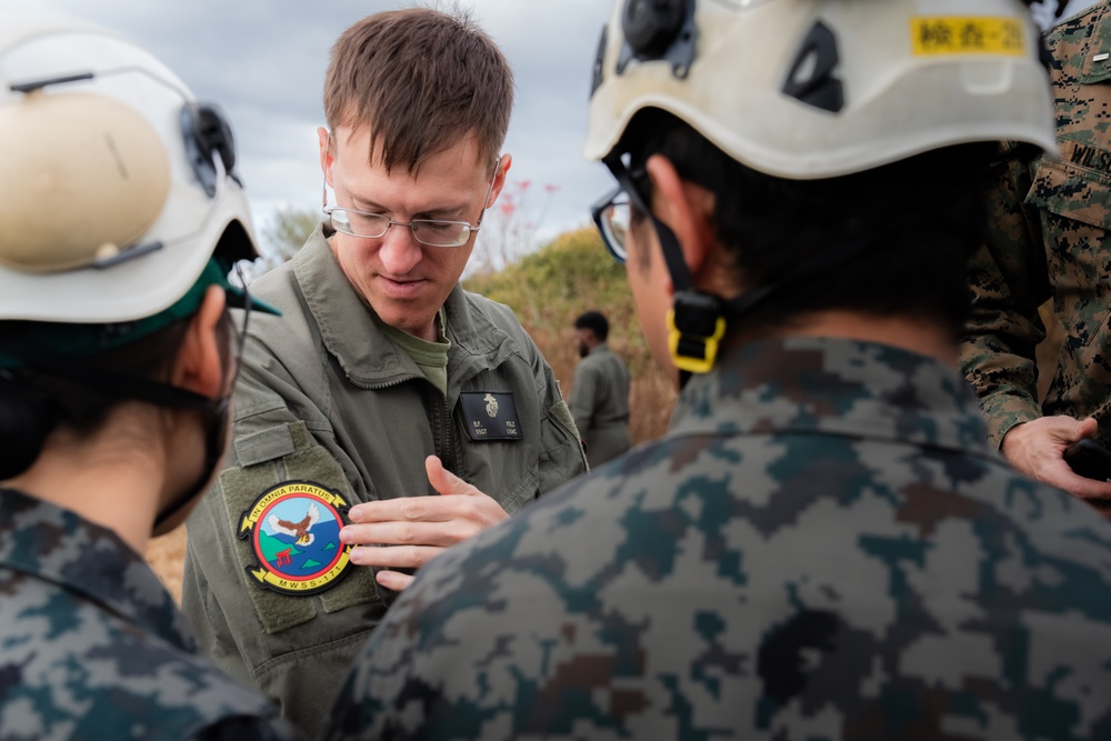 NATR: MWSS-171 conducts FARP operations at Nyutabaru Air Base, JASDF observe