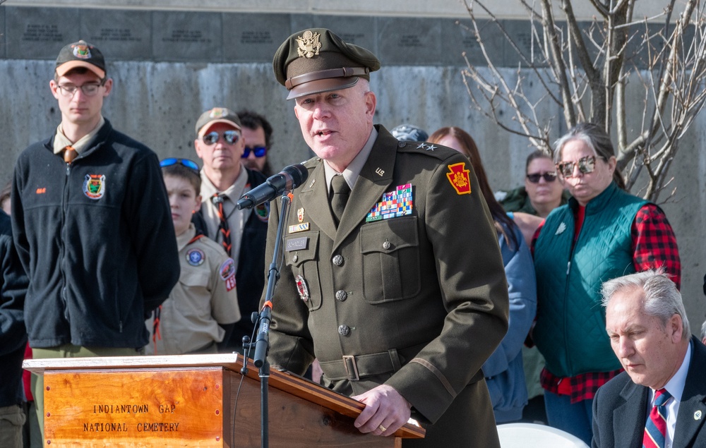 Pennsylvania National Guard leaders participate in Wreaths Across America