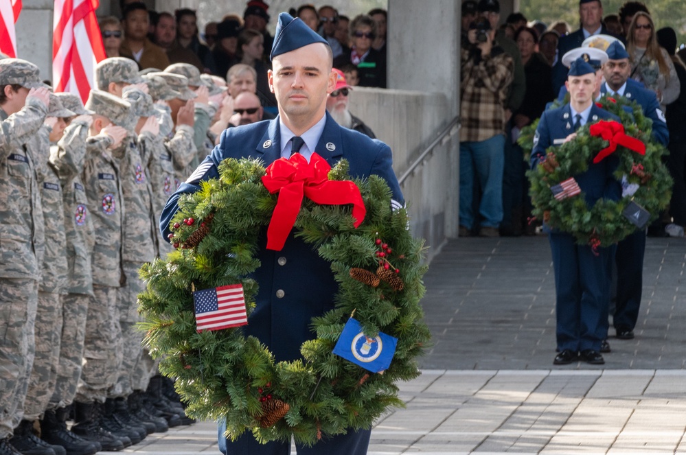 Pennsylvania National Guard leaders participate in Wreaths Across America