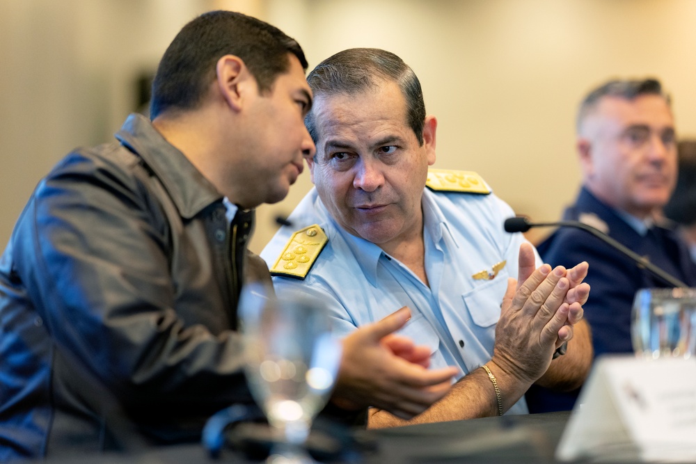 South American air chiefs converge to forge a path together
