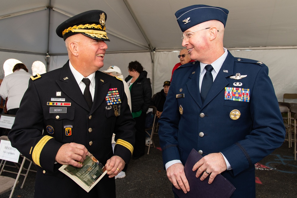 Dover AFB leadership participates in Wreaths Across America ceremony