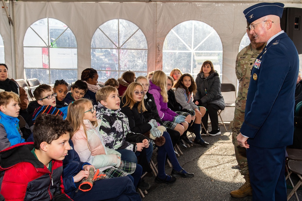 Dover AFB leadership participates in Wreaths Across America ceremony