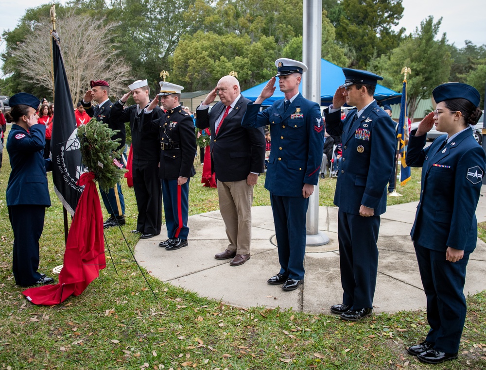 Wreaths Across America