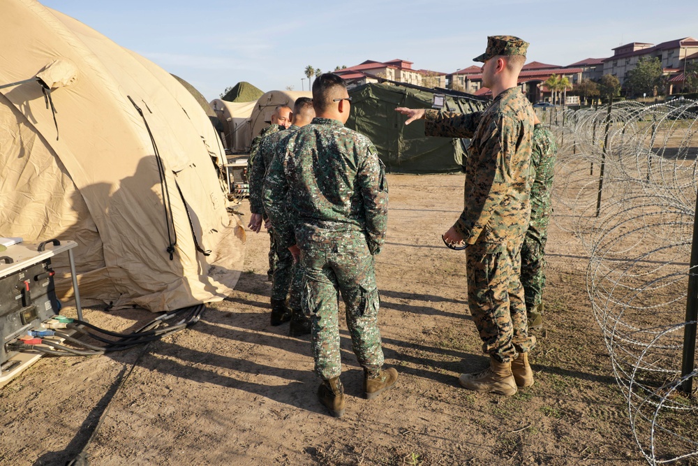 Senior Philippine Marine Corps Leadership Visit Camp Pendleton