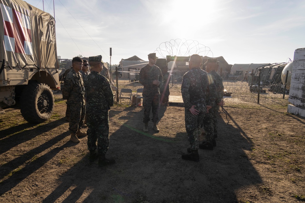 Senior Philippine Marine Corps Leadership Visit Camp Pendleton