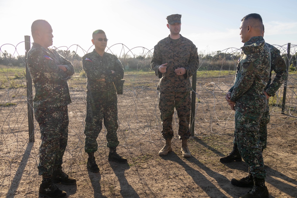 Senior Philippine Marine Corps Leadership Visit Camp Pendleton