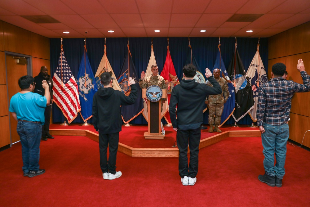 National Guard’s past, present, future, linked during Guard Bureau vice chief’s visit to New York