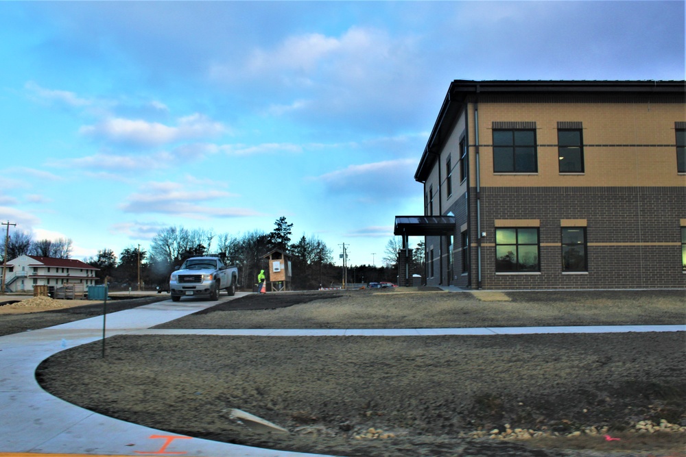 Fort McCoy’s brigade headquarters construction project now 94 percent complete as Christmas 2023 draws near; work continues