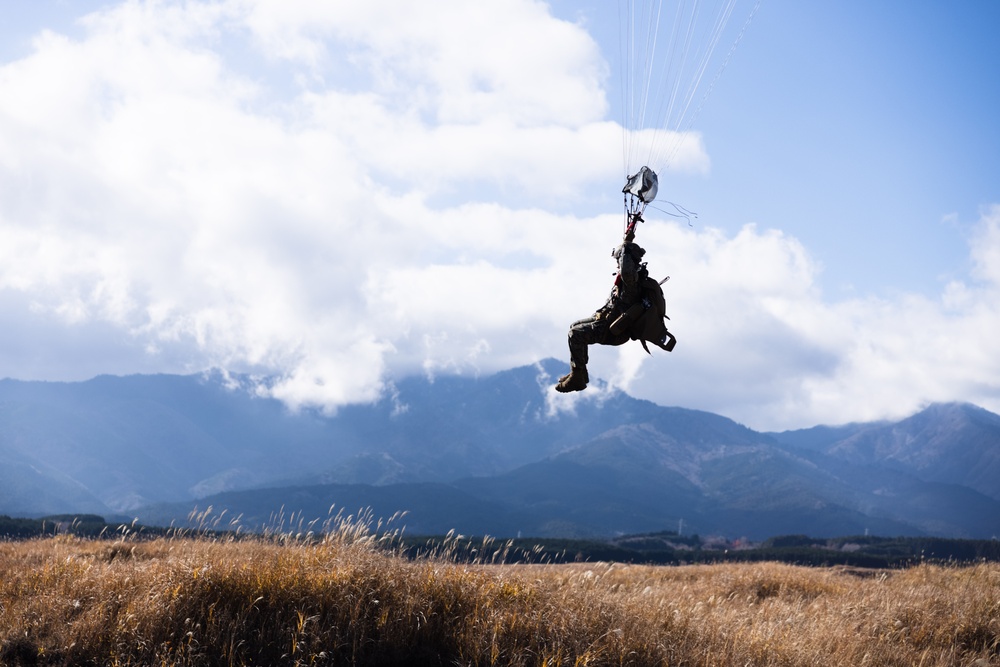 3d Recon Parachute Operations Day 2