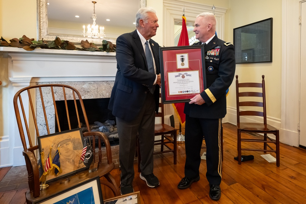 Kentucky Guard Airman receives posthumous POW Medal for WWII service