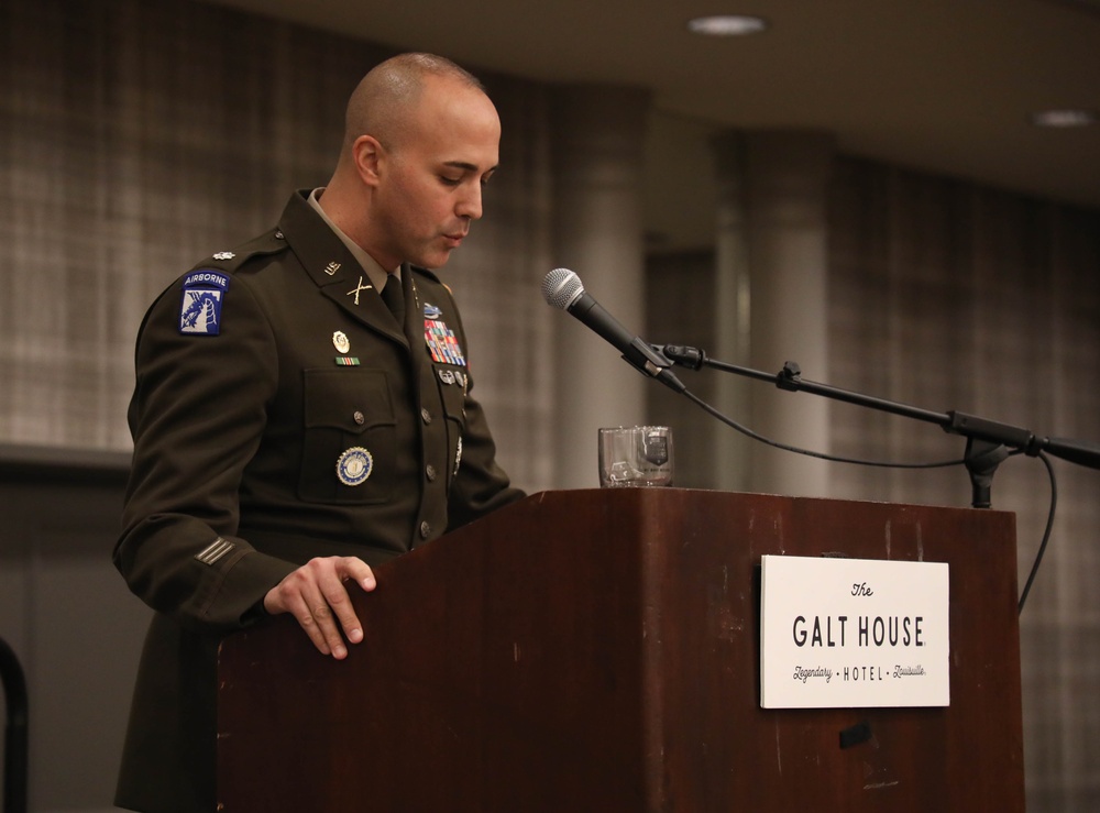 Kentucky Guard recruiters awarded for hard work