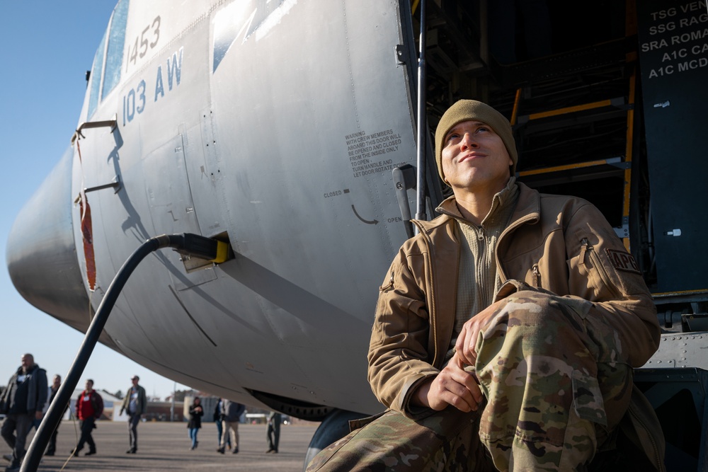 Danbury High School Air Force Junior ROTC tours Bradley Air National Guard Base