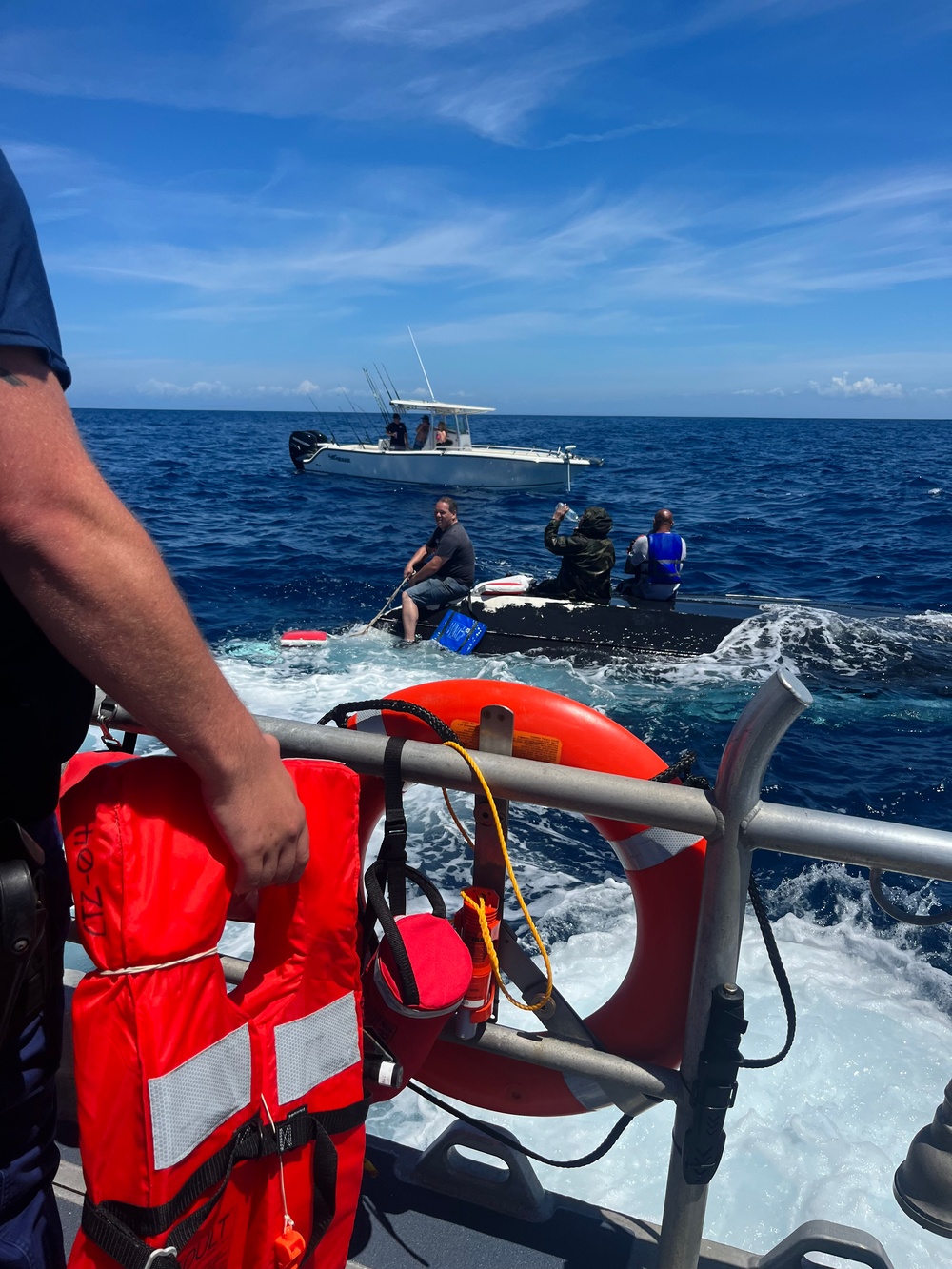 U.S. Coast Guard Station Cortez rescues 3 mariners off Anna Maria Island