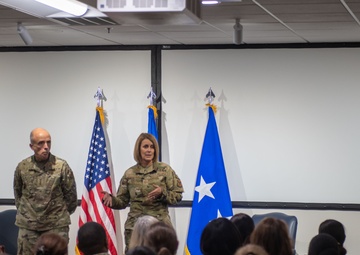 Air Force Surgeon General visits Team Charleston, gains insight into mission