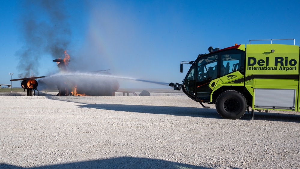 Laughlin fire department trains with Del Rio