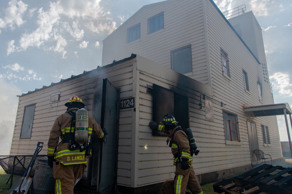 137th SOW and 507th CES conduct joint fire training at Tinker AFB