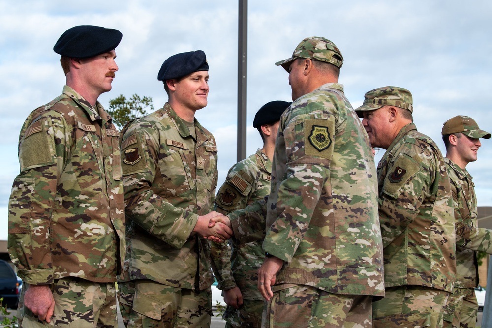 COMAFSOC visits 137th Citizen Air Commandos