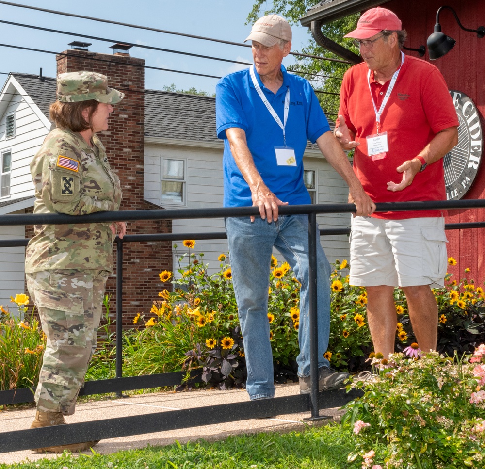 Cooperative effort provides veterans, National Guard members opportunity to have ‘real’ Christmas trees