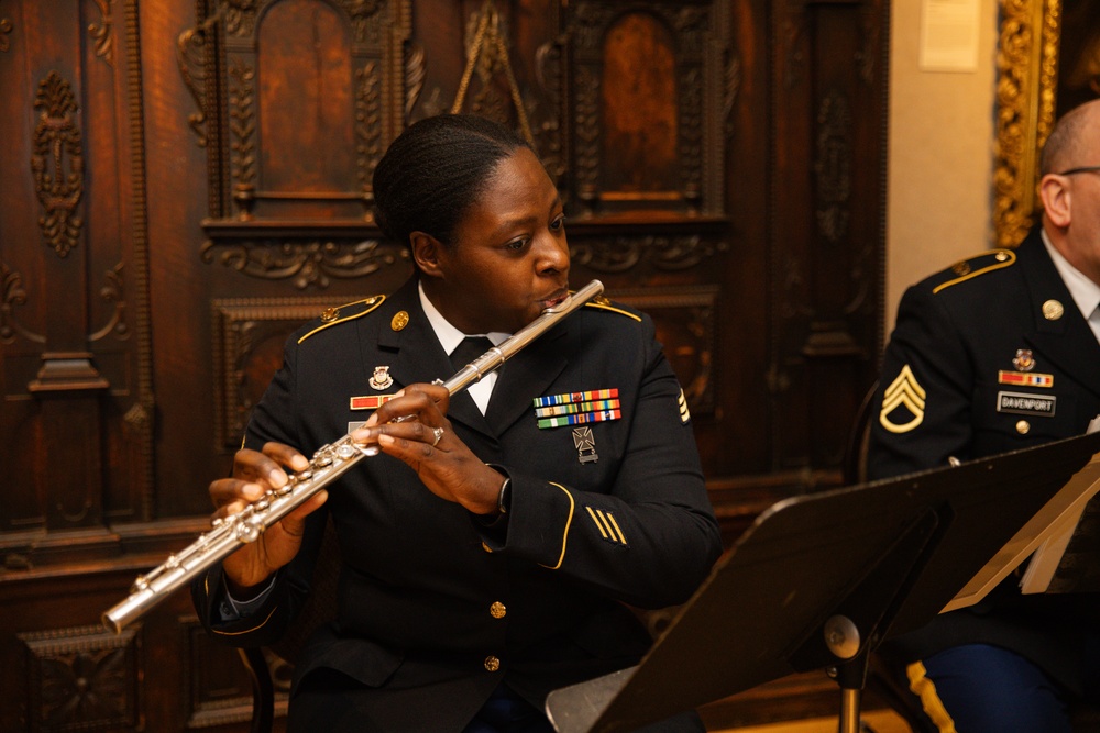 34th Army Band performs 1st holiday concert in a decade