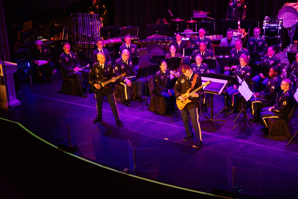 34th Army Band performs 1st holiday concert in a decade