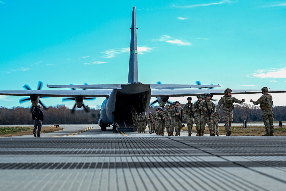 WAR Center conducts capstone event